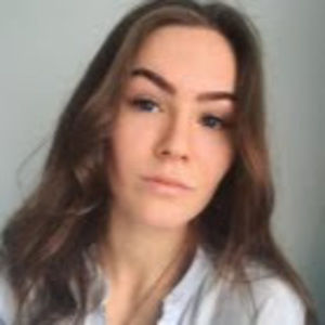 Meet your Posher, Yana